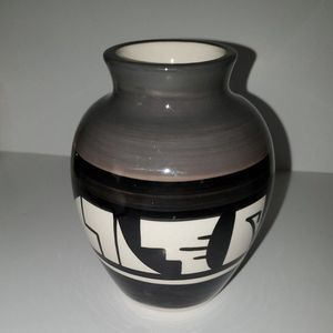 Ute Mountain Maxine Talk Signed Southwestern Tribal Glazed Pottery Vase Folk Art